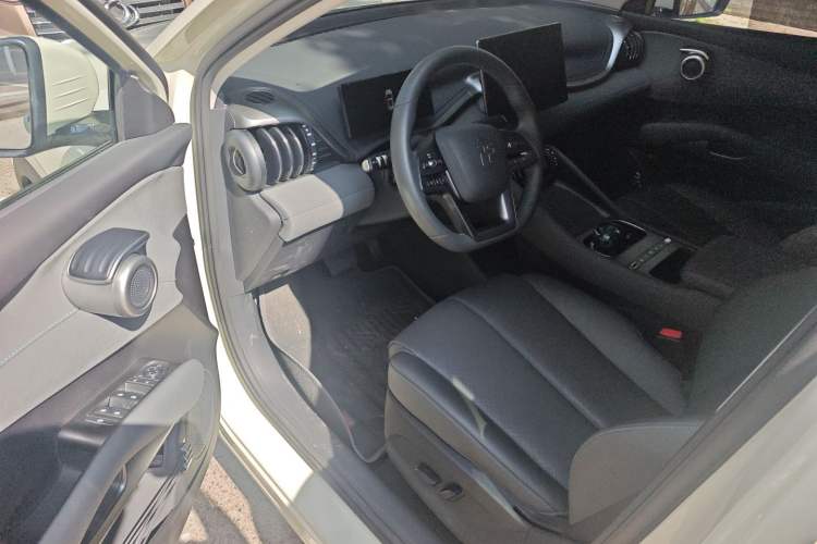 Used BYD Yuan PLUS 2025 Intelligent Driving Version 510 KM Beyond-Grade Edition
