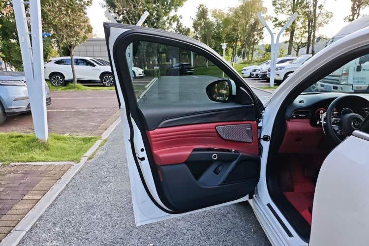 Used Maserati Grecale 2023 2.0T GT
