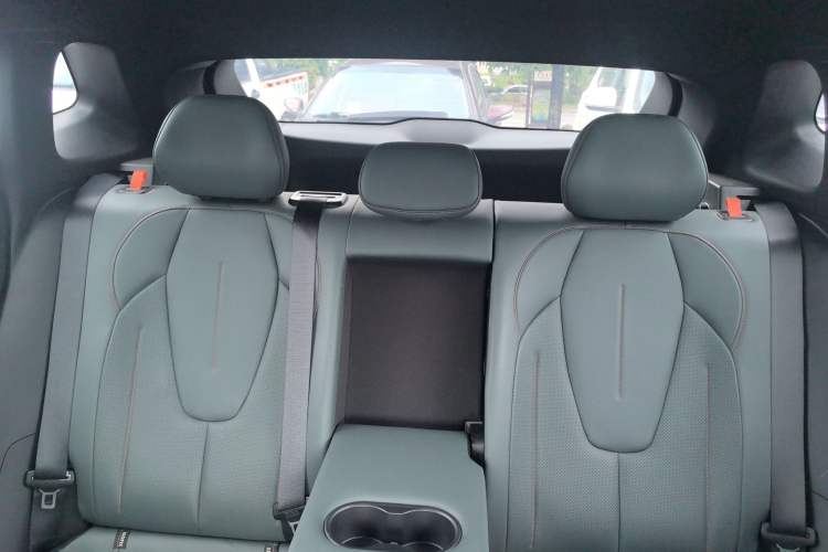 Used Geely Auto Emgrand X7 Sport 2024 1.5TD Prestige Edition
