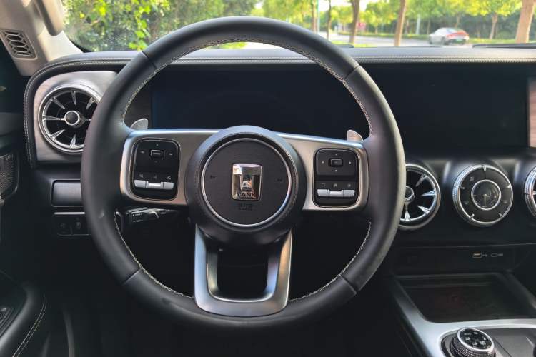 Used Tank 300 2021 City Edition 2.0T—Truly Stylish
