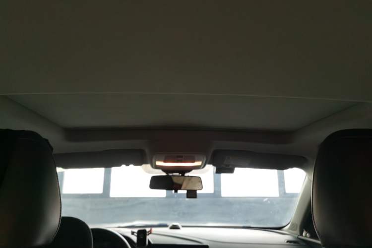 Used MG 5 2022 300TGI DCT Chao Yue Luxury Edition