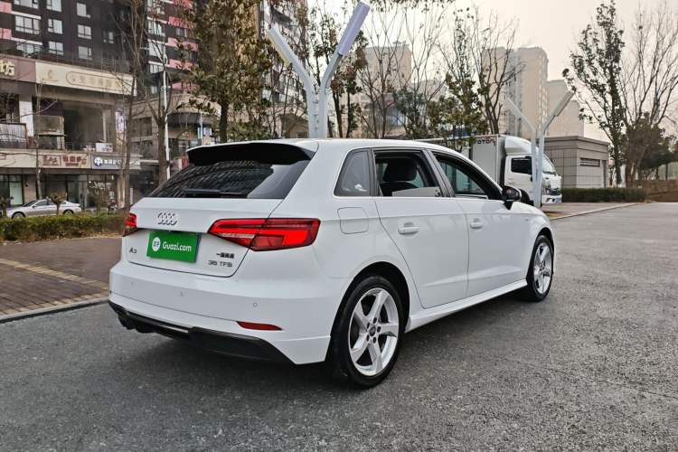 Used Audi A3 2019 Sportback 35 TFSI Sporty Version National V