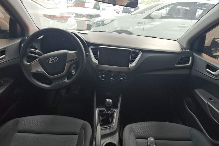 Used Hyundai Verna 2016 1.4L Manual Cool Edition GLS