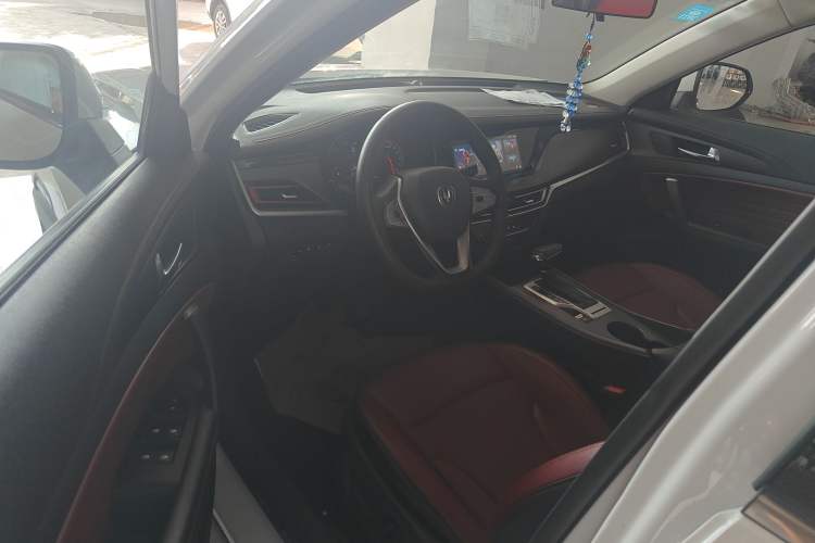 Used Changan CS35PLUS 2019 1.4T DCT Smart Connect Blue Whale Edition
