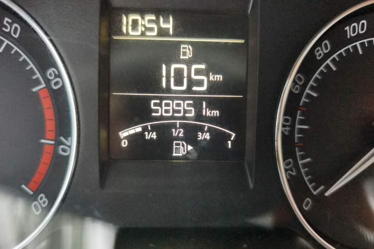 Used Skoda Rapid Spaceback 2014 1.6L Manual Enjoyment Edition