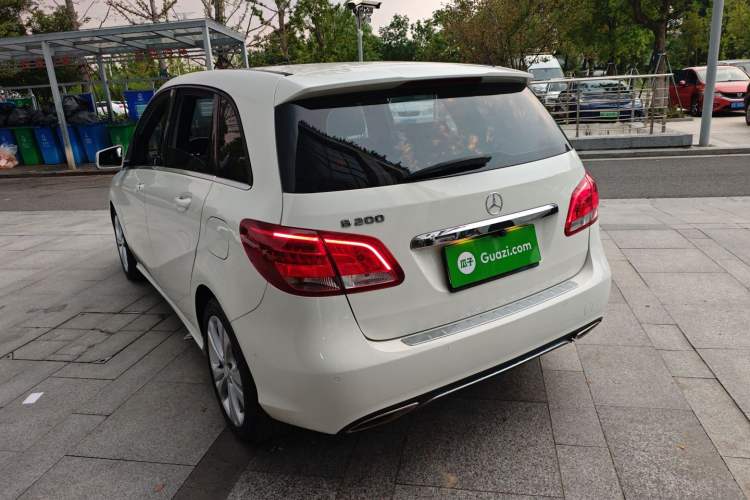 Used Mercedes-Benz B-Class 2015 B 200 Sport Edition