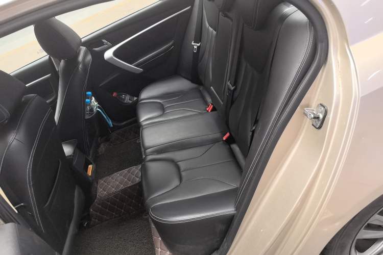 Used Geely Auto Emgrand 2017 Sedan Million Edition 1.5L Manual - Upward Version