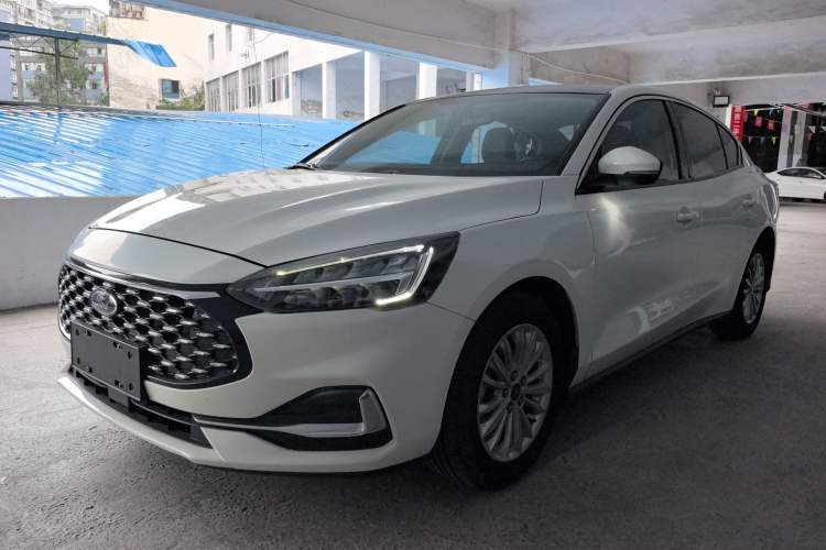 Used Ford Focus 2021 Sedan EcoBoost 180 Automatic Trendy Model
