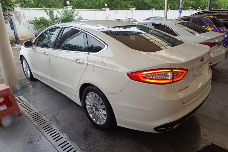 Used Ford Mondeo 2013 2.0L GTDi 200 Luxury Model
