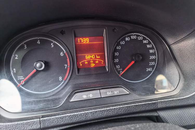 Used Volkswagen Jetta 2019 Dream Edition 1.5L Manual Fashion Version
