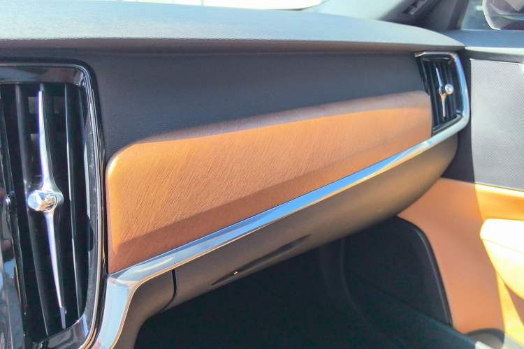 Used Volvo S90 2019 T5 Zhiyi Edition
