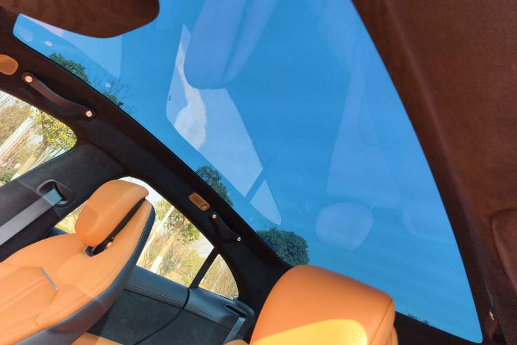 Used  YU7 2025 Ultra-Long Range High-Performance All-Wheel-Drive Max Edition
