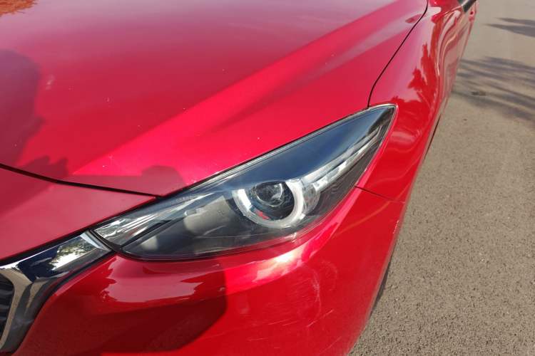 Used Mazda Mazda 3 Axela 2017 Hatchback 1.5L Automatic Luxury Model Emission Standard China V
