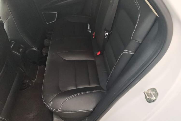 Used Geely Auto Emgrand GL 2018 1.8L Manual Elite Smart Connectivity Version
