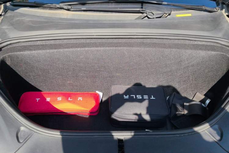 Used Tesla Model X 2016 X 75D
