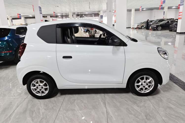 Used Roewe Clever 2022 311km QiQi BoBo Edition

