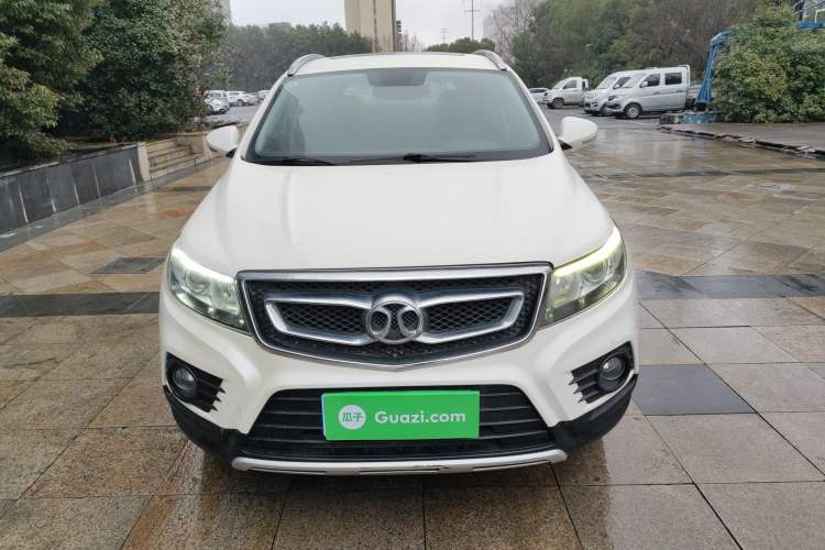 Used BAIC Senova X55 2016 1.5L Manual Elite Edition
