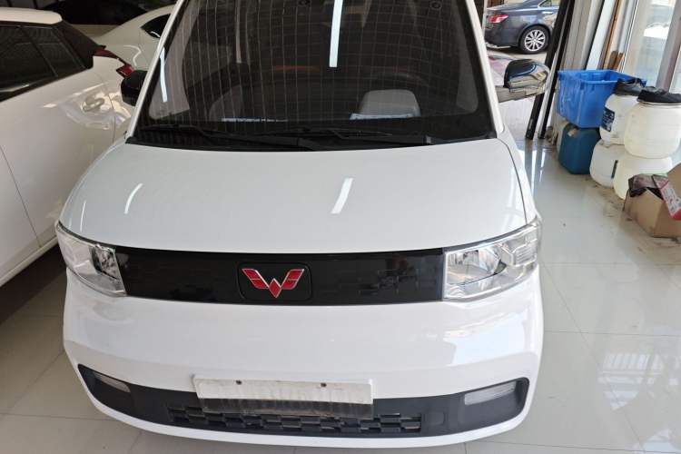 Used Wuling Hongguang MINIEV 2022 Easy Version Lithium Iron Phosphate

