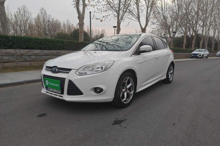 Used Ford Focus 2012 Hatchback 1.6L Manual Comfort Model