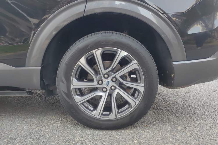 Used Ford Explorer 2023 EcoBoost 285 4x4 Trend Plus Edition 6 Seats