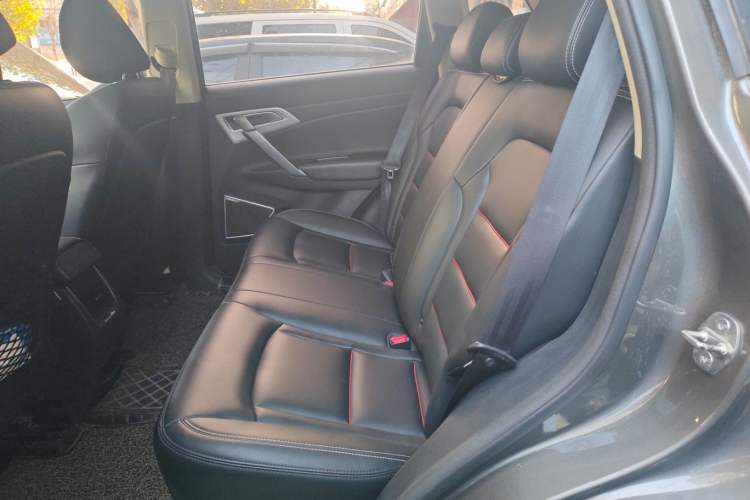 Used Geely Auto Emgrand X7 Sport 2018 1.8TD Automatic Two-Wheel Drive Zhiya Model
