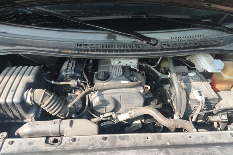 Used  M4 2016 2.0L Manual Luxury Smart Version
