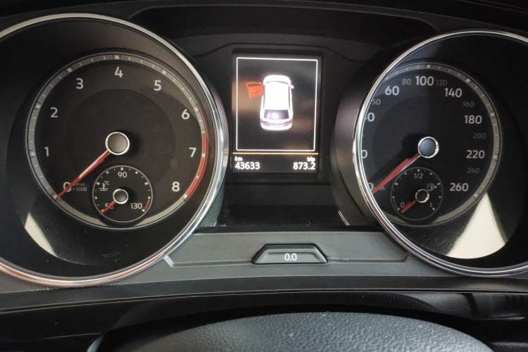 Used Volkswagen Tiguan L 2019 330TSI Automatic Two-Wheel Drive Smart Luxury Version China V Emission Standard
