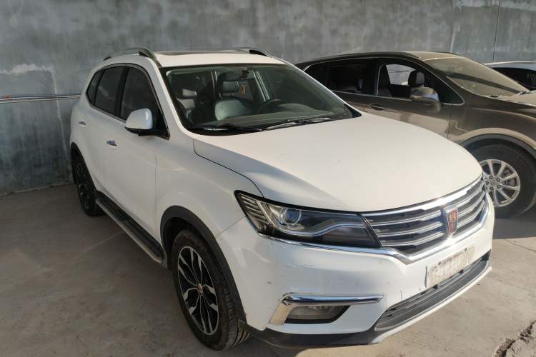 Used Roewe RX5 2018 20T Two-Wheel Drive Automatic Internet Smart Edition
