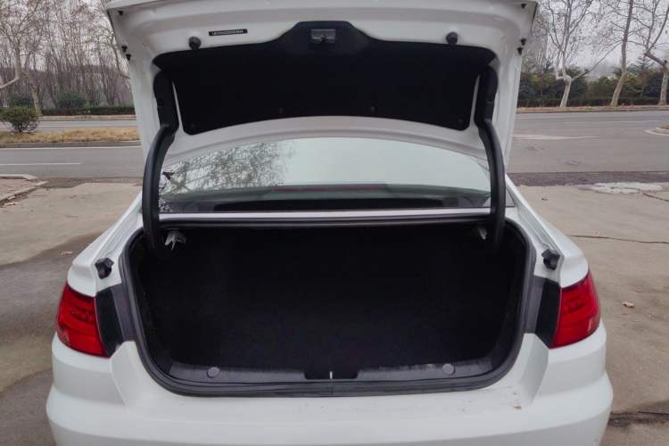 Used Geely Auto Emgrand GL 2019 1.8L DCT Elite Smart Edition
