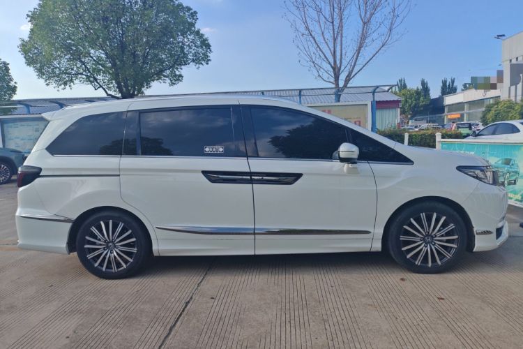 Used Honda Elysion 2022 2.0L eHEV Luxury Edition
