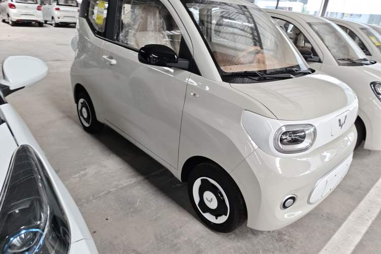 Used Wuling Hongguang MINIEV 2024 3rd Generation 215km Youth Edition