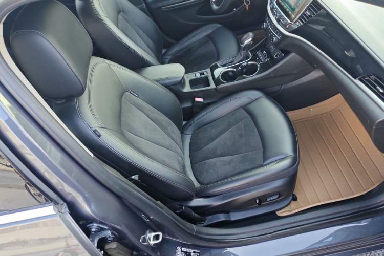 Used Buick Verano 2017 Sedan 20T Dual-Clutch Elite Model