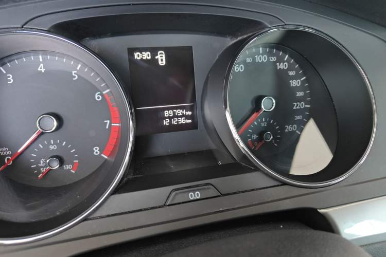 Used Volkswagen Lamando 2015 230TSI DSG Fashion Edition
