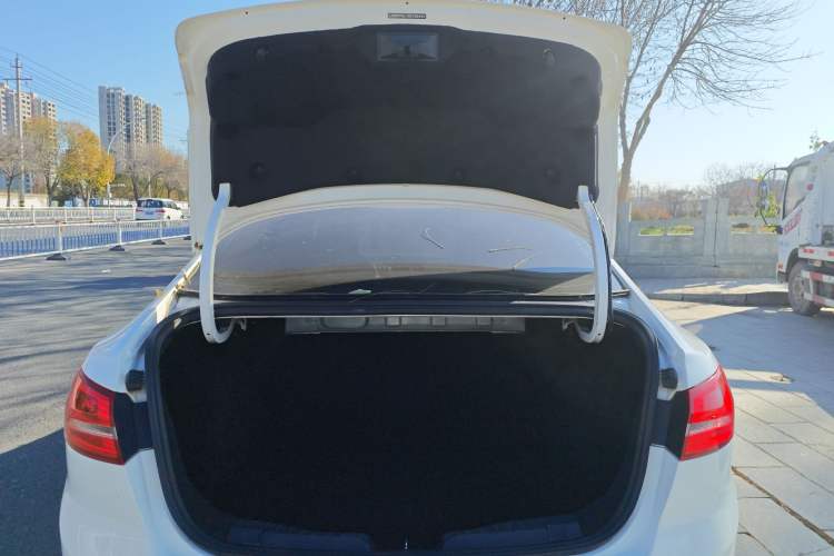 Used Ford Escort 2015 1.5L Automatic Comfort Model
