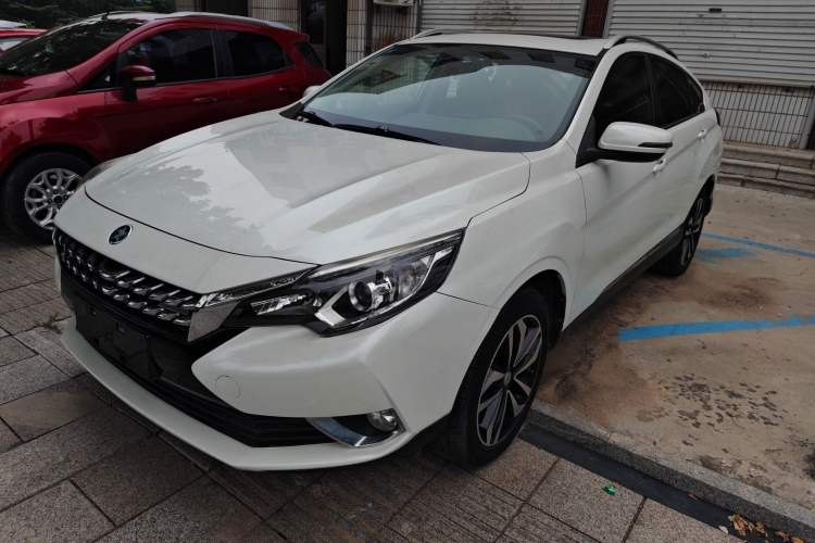 Used Venucia T90 2017 2.0L CVT Smart Edition
