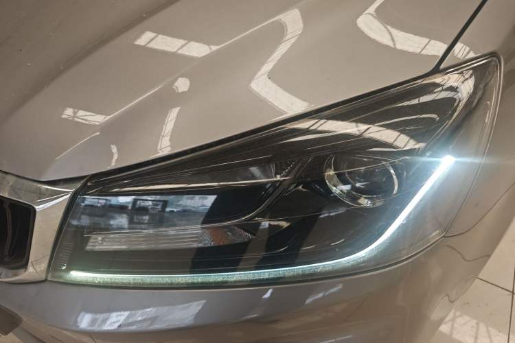 Used Geely Auto Emgrand 2021 UP 1.5L CVT Luxury Model
