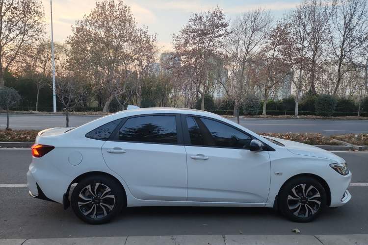 Used Chevrolet Monza 2019 RS 330T Automatic Comfort Edition China VI Standard