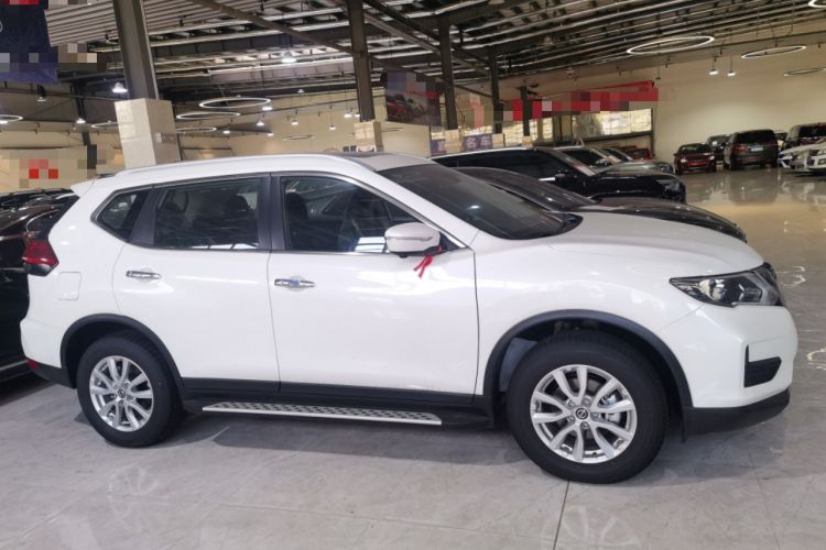 Used Nissan X-Trail 2023 Classic 2.0L Two-Wheel Drive Smart Connect & Comfort Edition