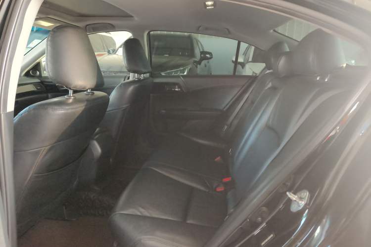 Used Honda Accord 2016 2.0L Comfort Edition
