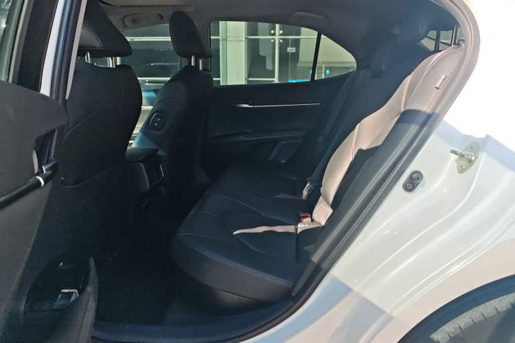 Used Toyota Camry 2021 Dual-Motor 2.5 HGVP Leading Edition
