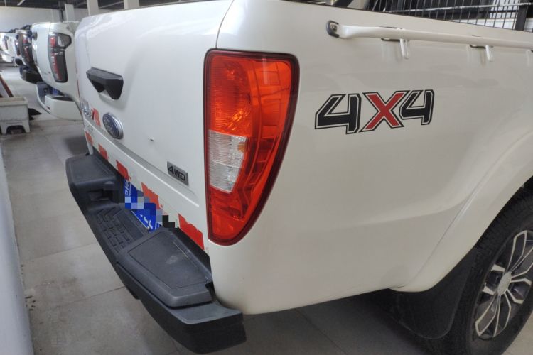 Used JMC Yuhu 7 2022 2.0T Manual Diesel 4x4 Comfort Plus Long Wheelbase
