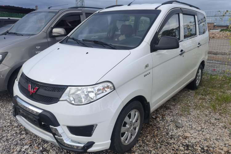 Used Wuling Hongguang 2015 1.5L S Basic Version China V Standard
