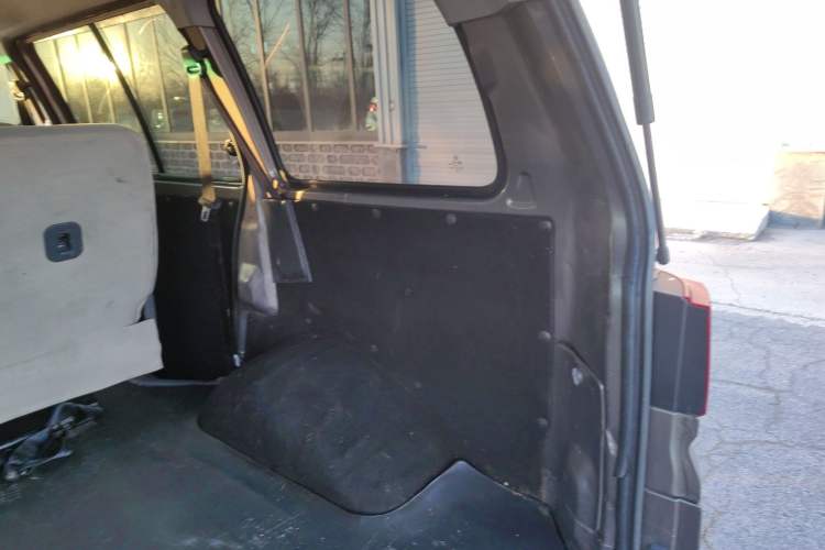 Used FORTHING Lingzhi 2018 M3 1.5L 5-Seat Base Model
