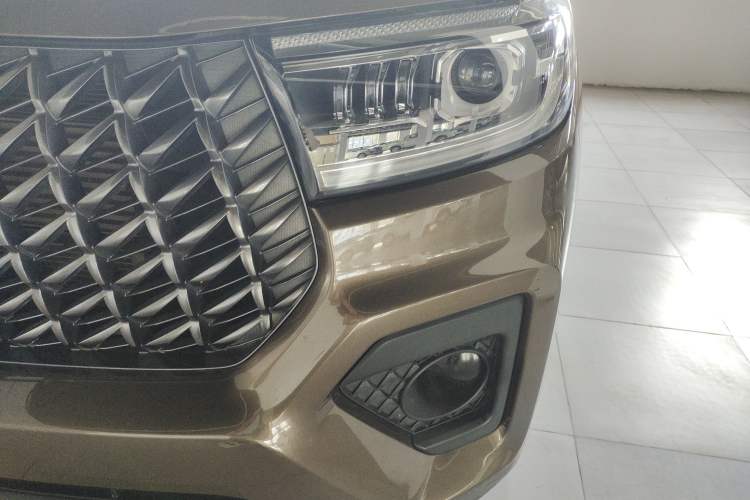 Used Great Wall Poer 2023 2.0T Commercial Version Automatic Diesel 4x4 Elite Long-Box GW4D20M
