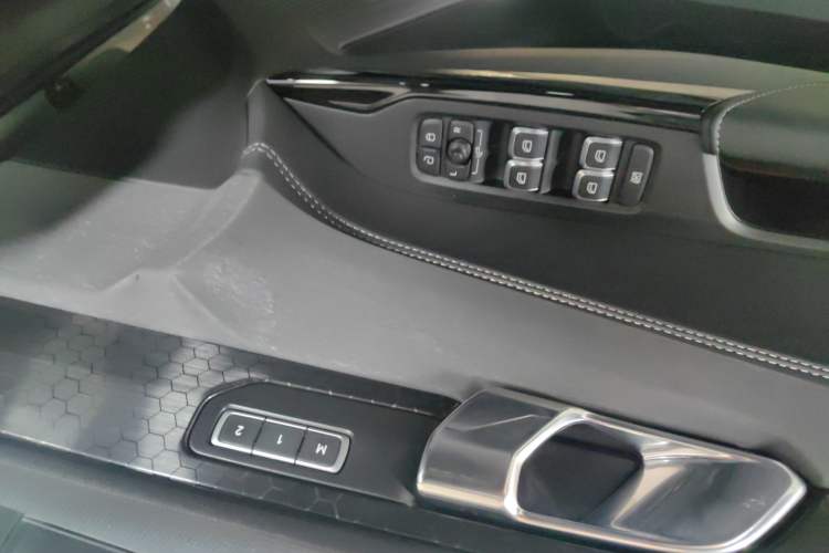 Used Lynk & Co 03 2022 2.0TD DCT JingPro