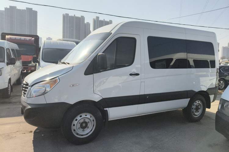 Used  Sunray 2021 2.0T 4-Series Star Express 8/9-Seater D20TCIF1
