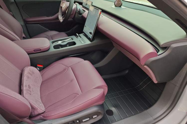 Used Nio ET5T 2023 75 kWh Touring