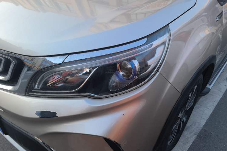 Used Geely Auto Vision X3 2017 1.5L Automatic Prestige Model
