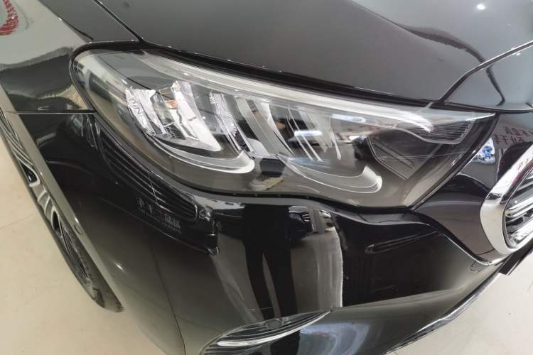 Used Mercedes-Benz E-Class 2025 E 260 L
