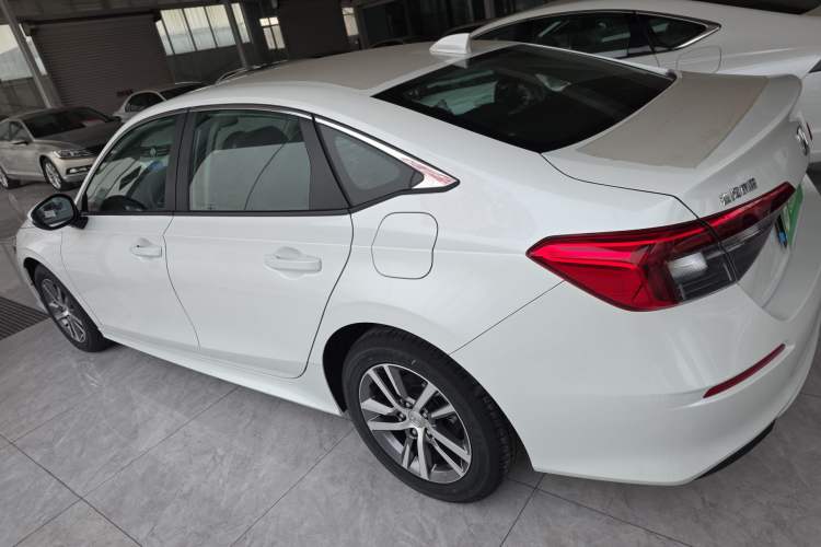 Used Honda Civic 2023 240TURBO CVT Dynamic Edition